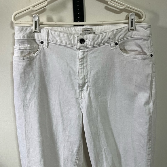 LL Bean Classic Fit White Jeans Sz 16 M/T - Picture 2 of 8